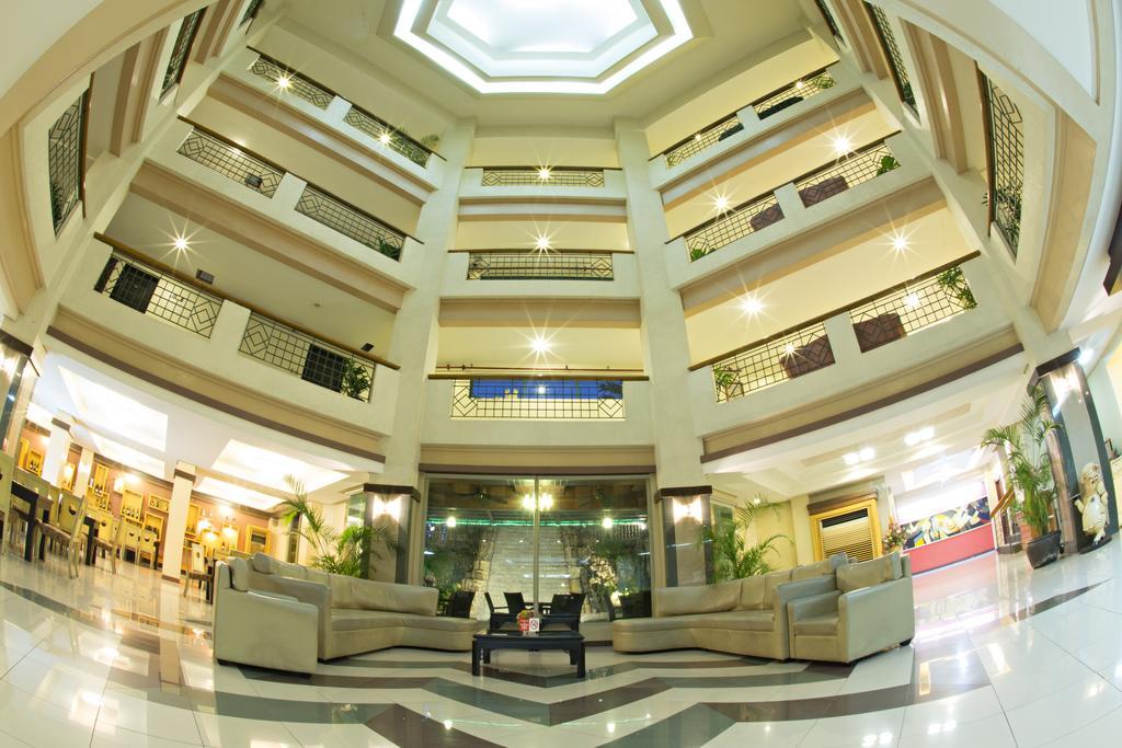 Hotel Goldenfield Kundutel Bacolod Exterior foto