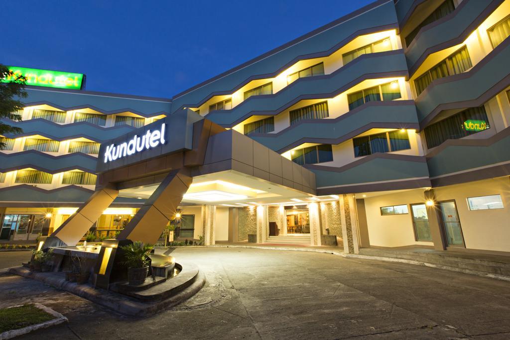 Hotel Goldenfield Kundutel Bacolod Exterior foto