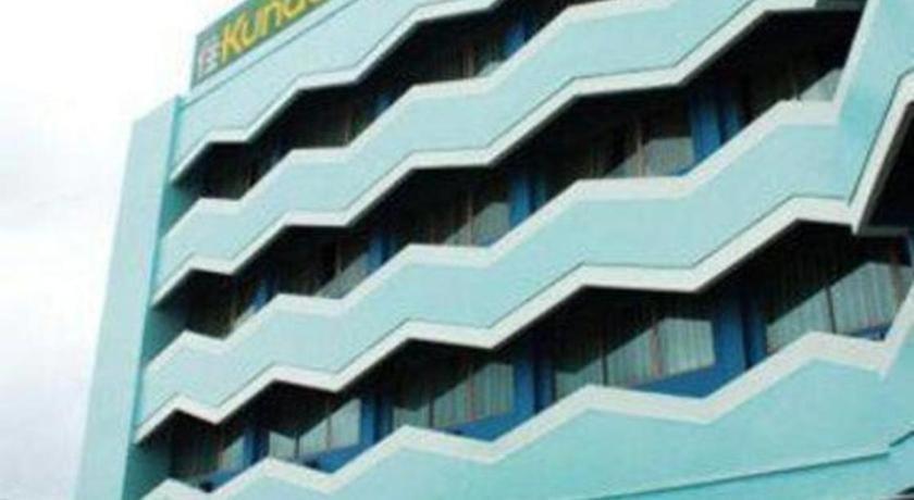 Hotel Goldenfield Kundutel Bacolod Exterior foto