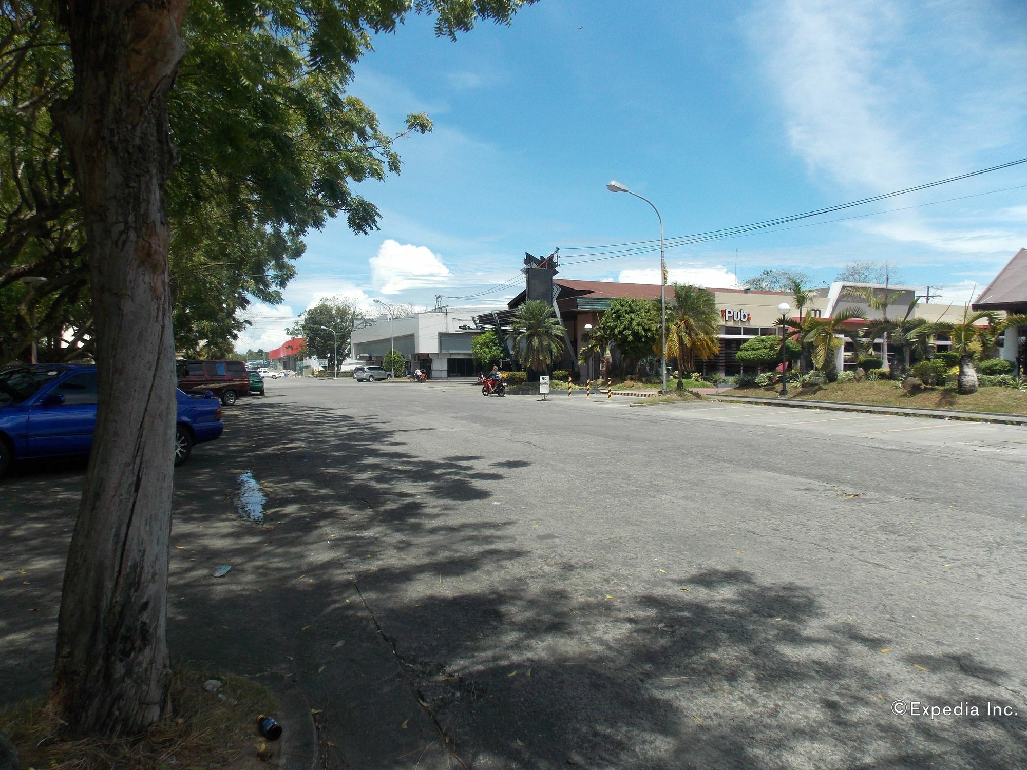 Hotel Goldenfield Kundutel Bacolod Exterior foto