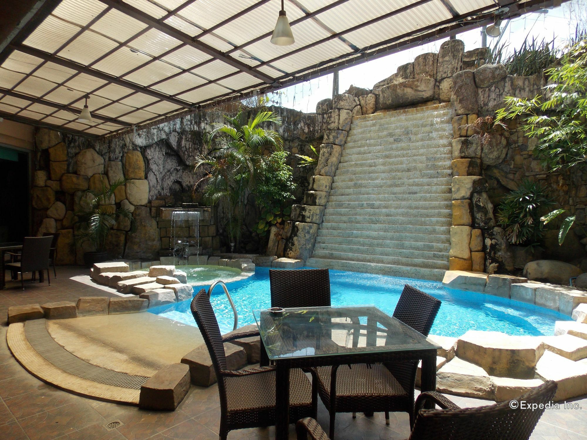 Hotel Goldenfield Kundutel Bacolod Exterior foto