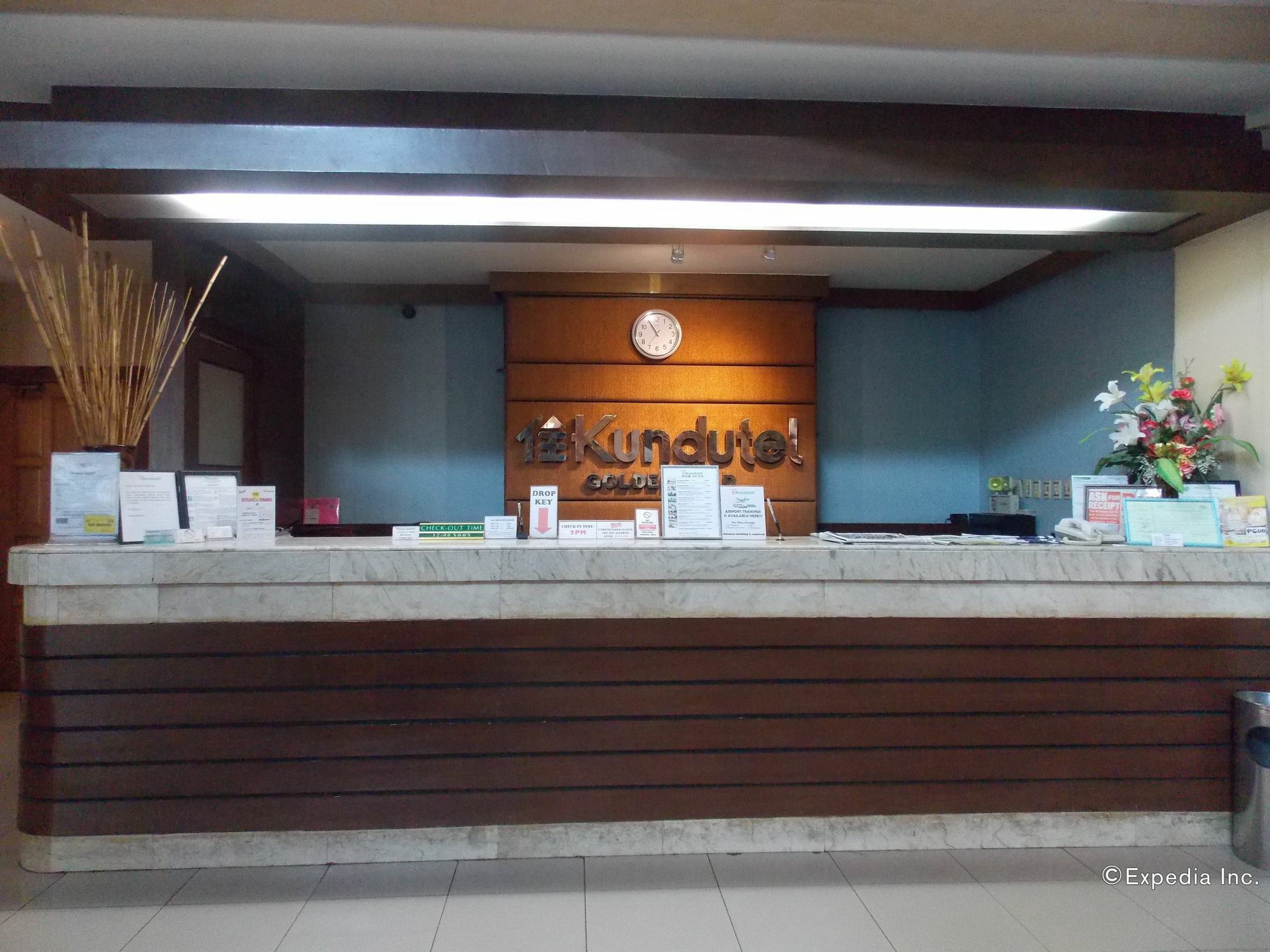 Hotel Goldenfield Kundutel Bacolod Exterior foto